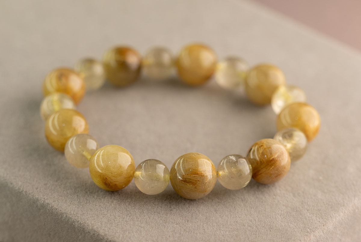 Браслет из кварца-волосатика артикул BQT475